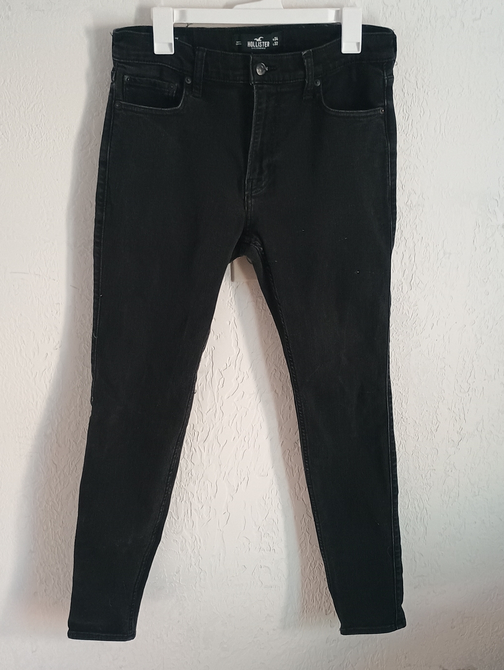 Hollister Women's Black Skinny Jeans - Stretch Denim